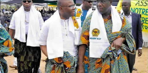 Le Président Nonvitcha entouré de quelques responsables